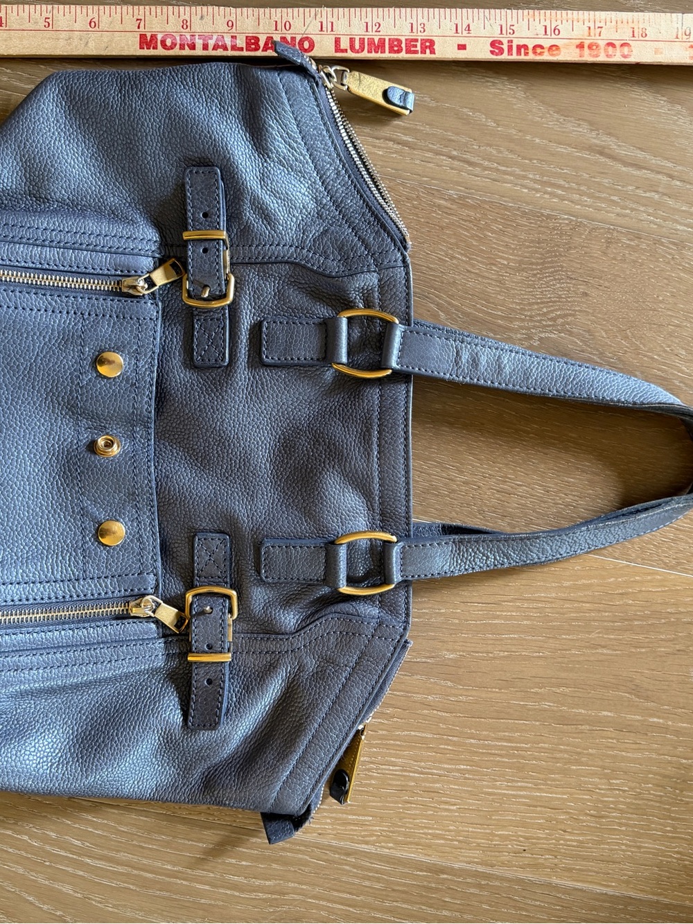 Saint Laurent (YSL) Luxury leather tote/shoulder bag/purse — GREAT condition - Picture 3 of 6